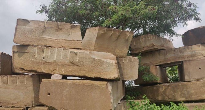 Buff Brown Quatzite Tiles